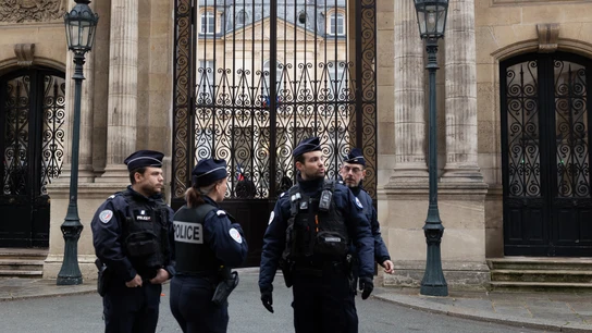El detenido por el asesinato de su mujer y sus hijos confiesa su responsabilidad y dice que "escuchaba voces" El detenido por el asesinato de su mujer y sus hijos confiesa su responsabilidad y dice que "escuchaba voces"