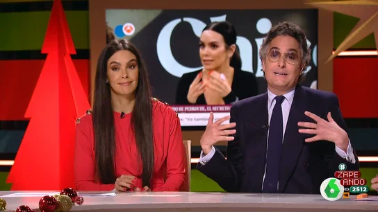 Cristina Pedroche descubre si su vestido para las campanadas llevará pilas: "Nunca soy tan obvia" Cristina Pedroche descubre si su vestido para las campanadas llevará pilas: "Nunca soy tan obvia"