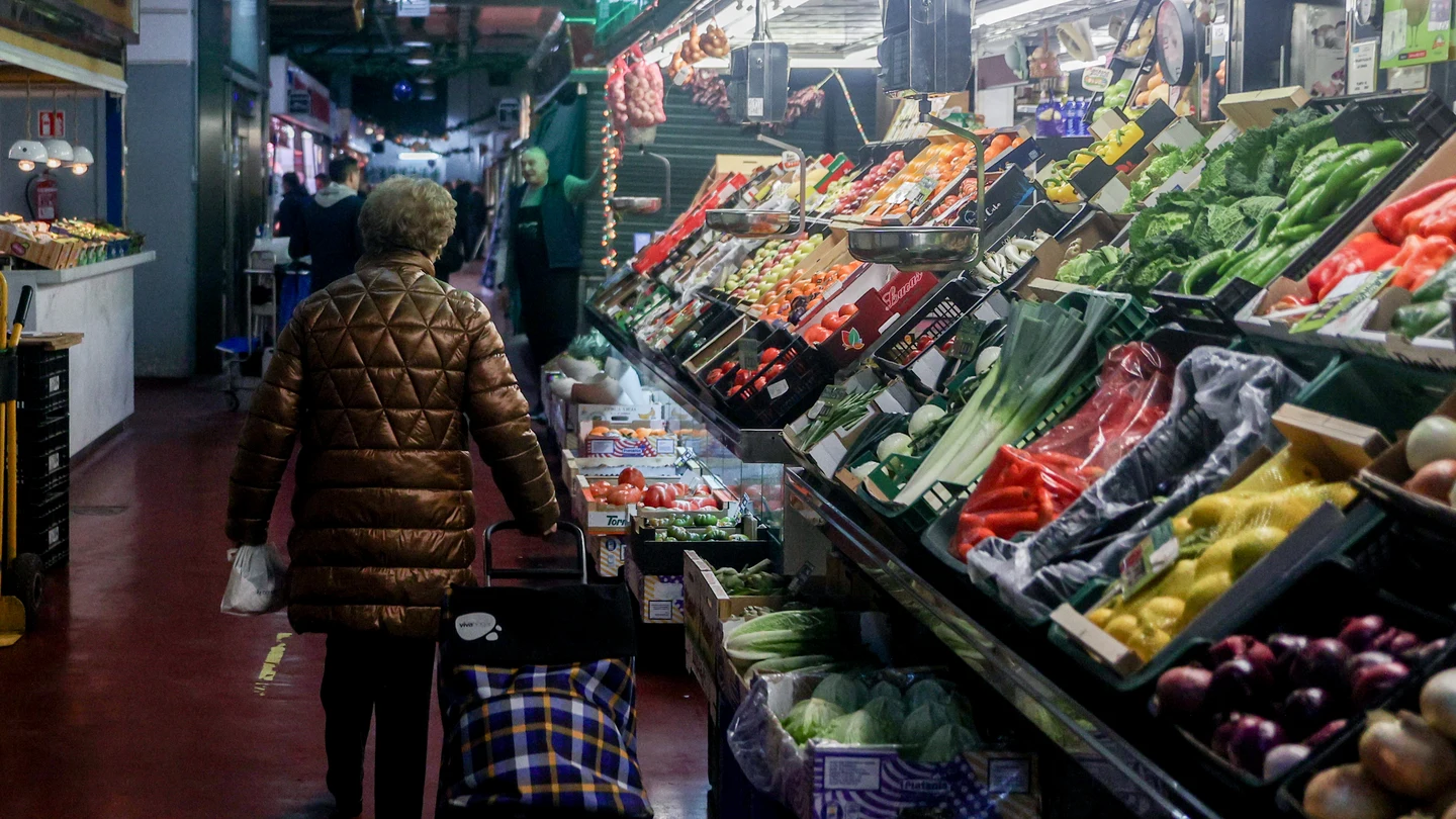 Mercado de la Cebada, a 24 de diciembre de 2023, en Madrid (España). Mercado de la Cebada, a 24 de diciembre de 2023, en Madrid (España).