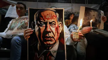 Protesta en apoyo del pueblo palestino y contra los ataques aéreos israelíes en Gaza en El Cairo, Egipto.