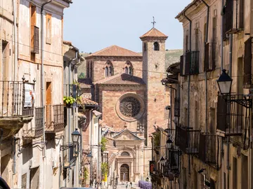 Sigüenza, en Guadalajara, con la Catedral de fondo Sigüenza, en Guadalajara, con la Catedral de fondo
