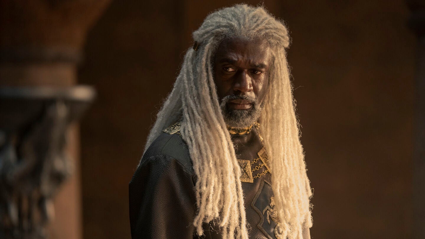 Steve Toussaint es el actor que da vida a Lord Vorlus Velaryon, el personaje protagonista de 'Nueve viajes' que ahora ser&aacute; una serie animada y no de acci&oacute;n real.