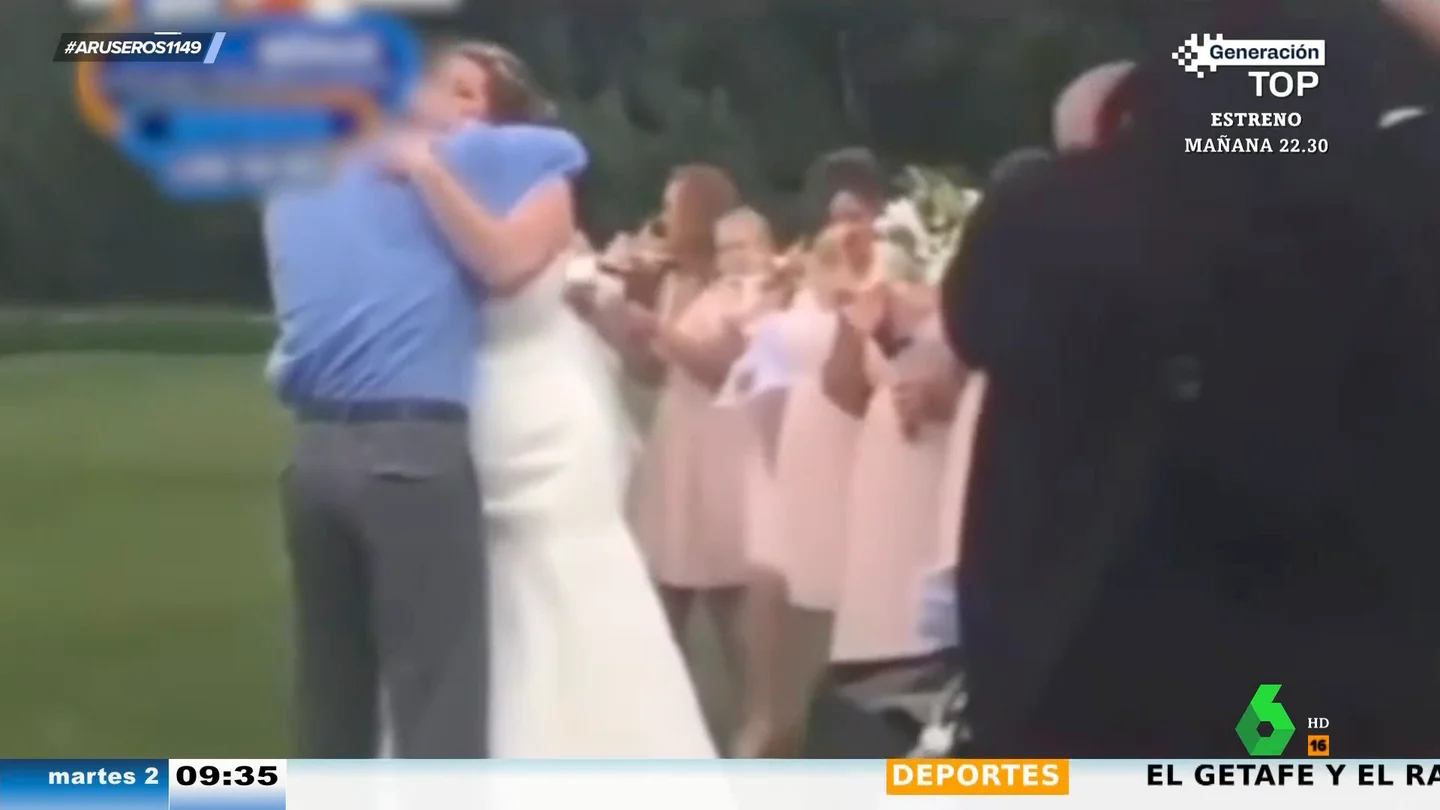 Sorprende a su novia invitando a su boda a la persona que recibió el corazón de su hijo fallecido Sorprende a su novia invitando a su boda a la persona que recibió el corazón de su hijo fallecido