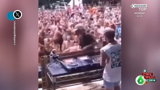 El saludo al DJ sale caro: la torpeza de un espectador arruina un festival de música electrónica El saludo al DJ sale caro: la torpeza de un espectador arruina un festival de música electrónica