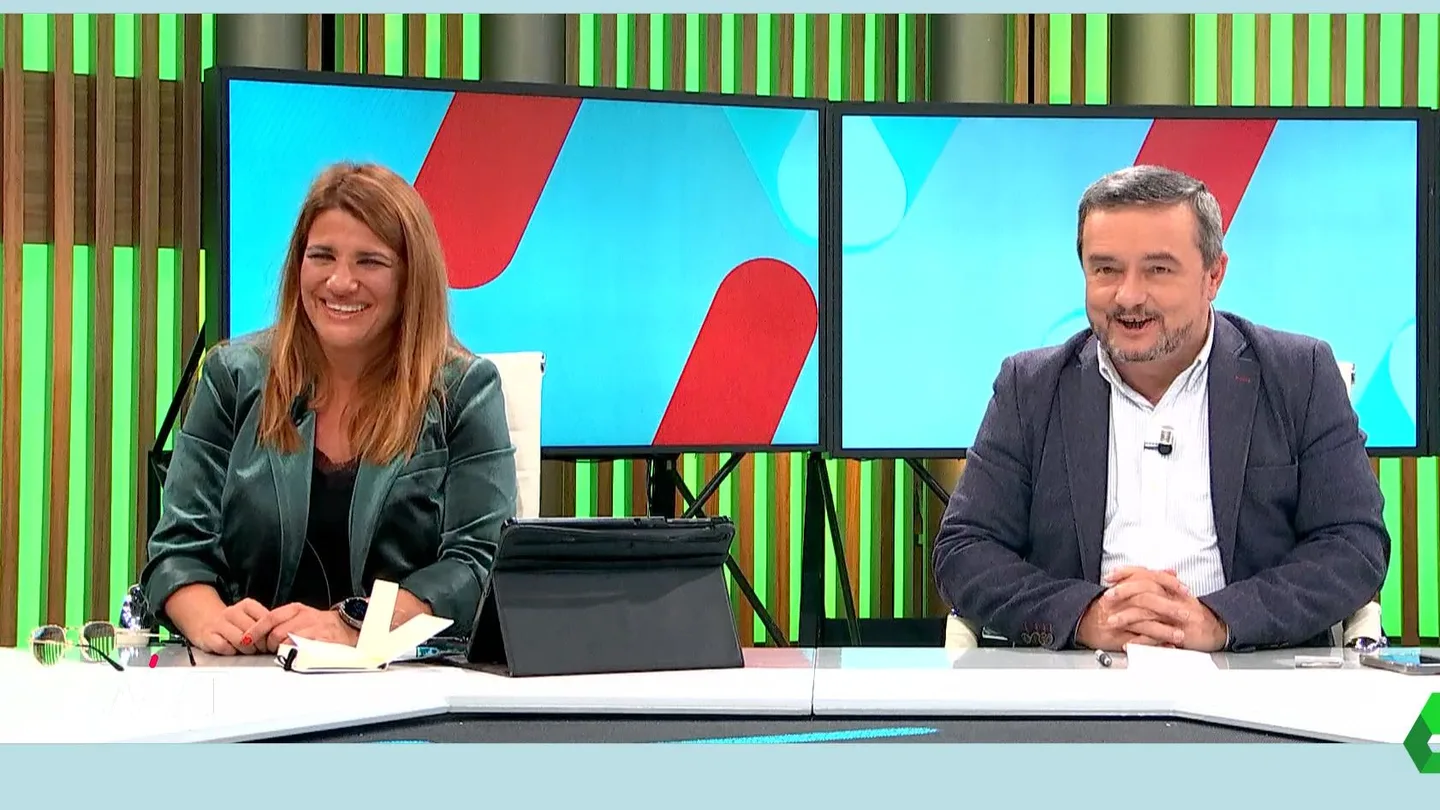 María Claver y Chema Crespo, durante un programa de Más Vale Tarde María Claver y Chema Crespo, durante un programa de Más Vale Tarde