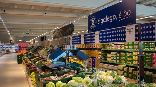 Foto de archivo de supermercado Lidl Foto de archivo de supermercado Lidl