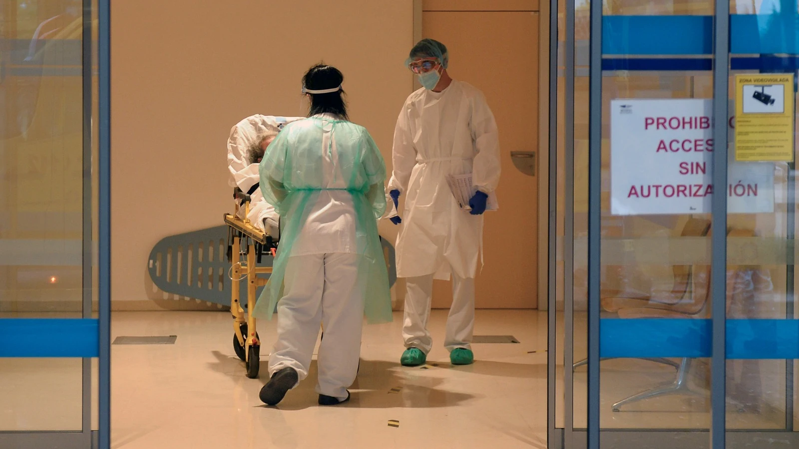Sanidad se reúne el lunes con las CCAA para abordar medidas frente a la epidemia de gripe 