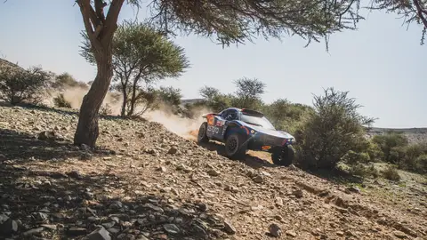 Brillante inicio de Dakar para Laia Sanz y Maurizio Gerini Brillante inicio de Dakar para Laia Sanz y Maurizio Gerini