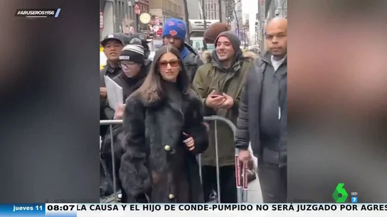 Úrsula Corberó se da un baño de masas con este espectacular look a lo kendall jenner en 'Saturday Night Live' Úrsula Corberó se da un baño de masas con este espectacular look a lo kendall jenner en 'Saturday Night Live'