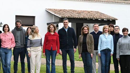El presidente Pedro S&aacute;nchez reunido con todos los miembros del Gobierno en Quintos de Mora