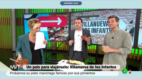 "España quiere saber más": las excusas de Iñaki López para no dejar de comer pisto en pleno directo "España quiere saber más": las excusas de Iñaki López para no dejar de comer pisto en pleno directo