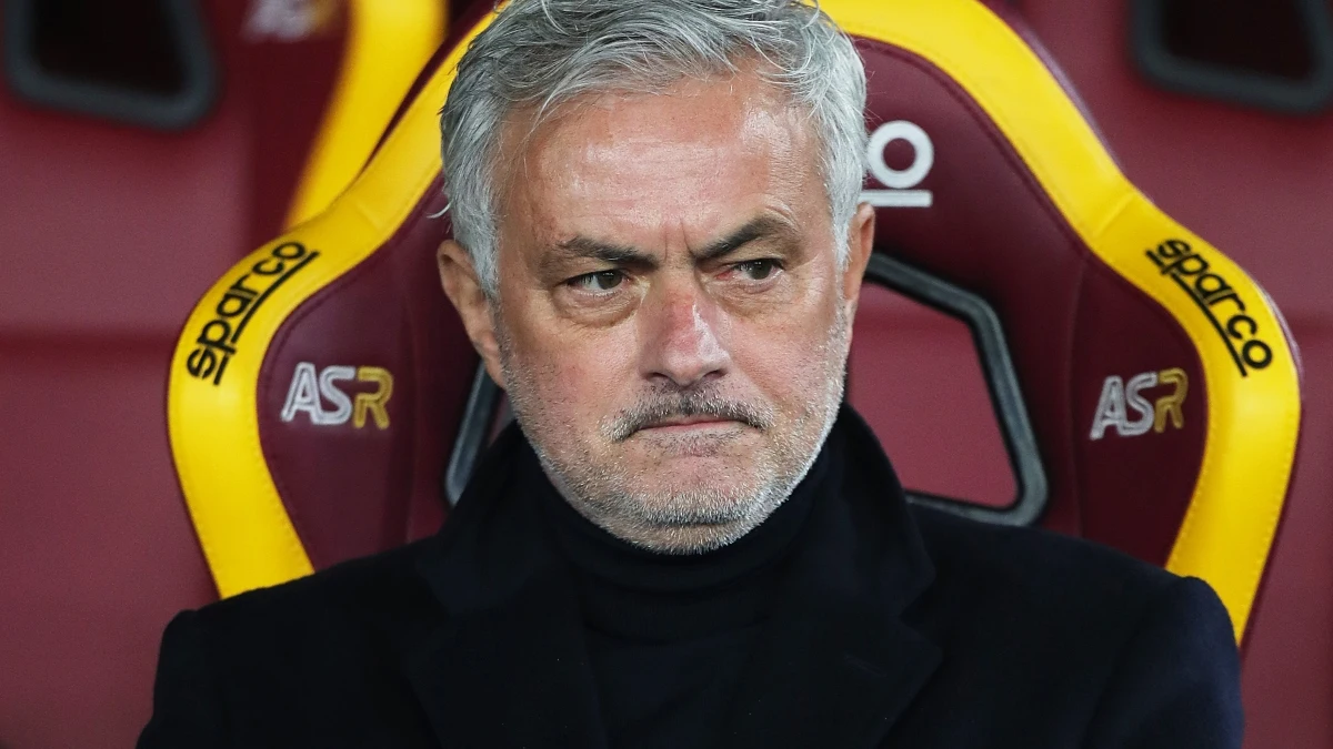 Jose Mourinho, en el banquillo de la Roma