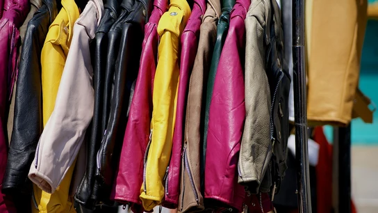 Moda sostenible y compras responsables: así es el consumo que combate el 'fast fashion' y ayuda al planeta Moda sostenible y compras responsables: así es el consumo que combate el 'fast fashion' y ayuda al planeta