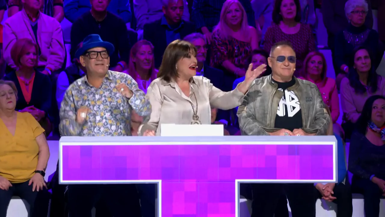 Gemita intenta explicar a José Corbacho, Charo Reina y Chimo Bayo qué es Twitch... y ellos bailan un twist