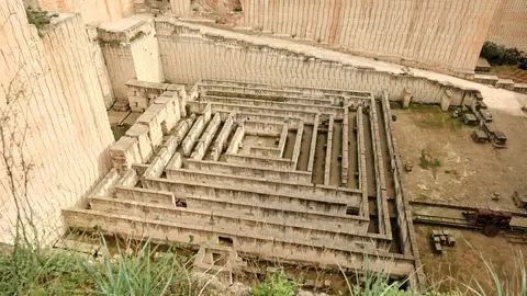 Cantera de arenisca Lithica en Menorca Cantera de arenisca Lithica en Menorca