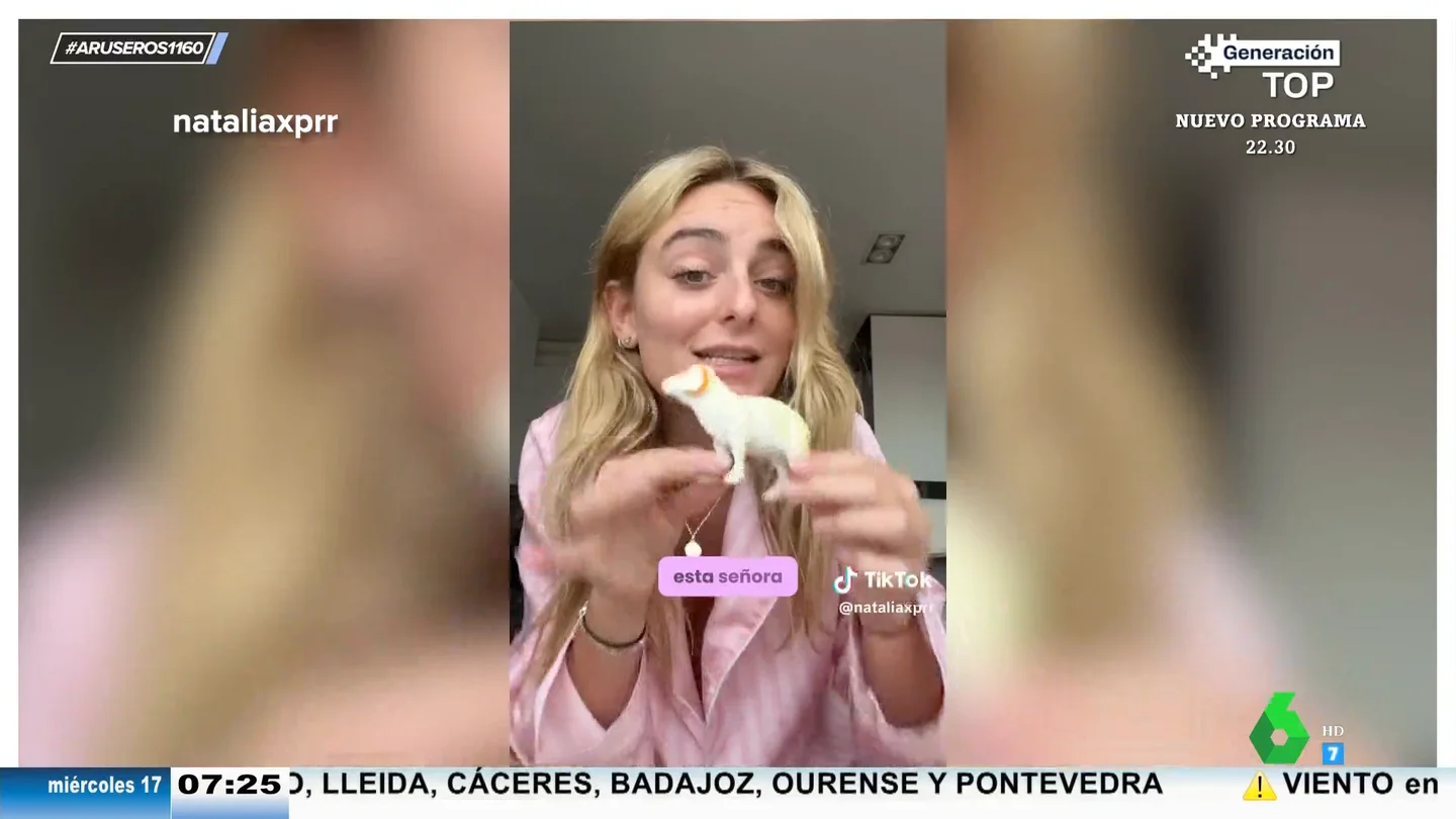 Un grupo de amigas inventa un juego para obligarse a quedar a pesar de la rutina: así es el 'pase de cabra' Un grupo de amigas inventa un juego para obligarse a quedar a pesar de la rutina: así es el 'pase de cabra'