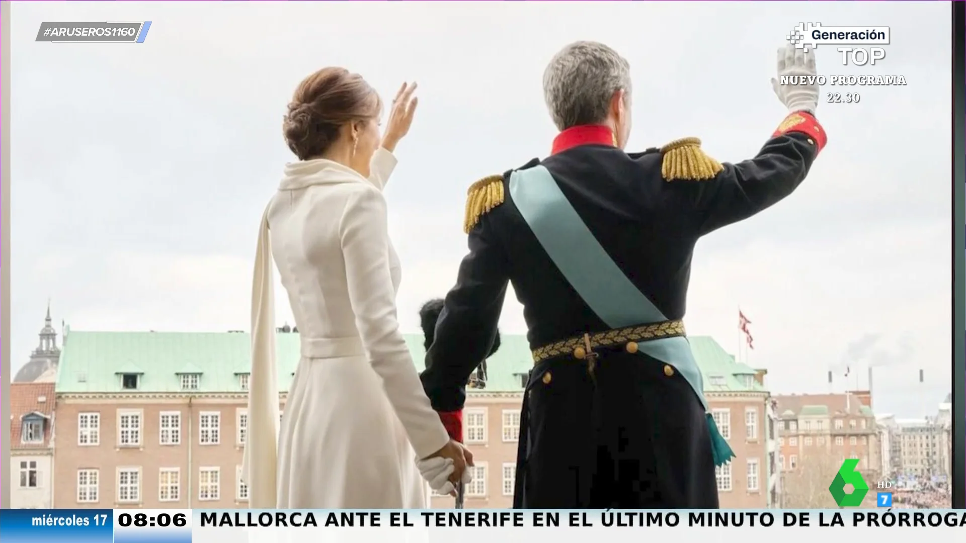 Las fotos no vistas de Federico y Mary de Dinamarca desde el interior del balcón momentos antes de la 'cobra' viral