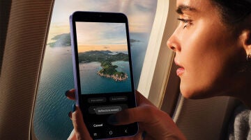 Xiaomi lanza un proyector compacto que se puede controlar con la voz