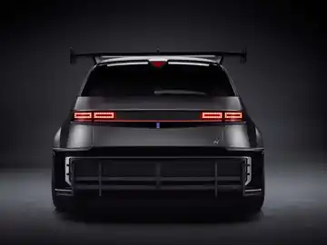Te guste o no, este SUV eléctrico y coreano quiere poner contra las cuerdas a AMG, M y RS Te guste o no, este SUV eléctrico y coreano quiere poner contra las cuerdas a AMG, M y RS