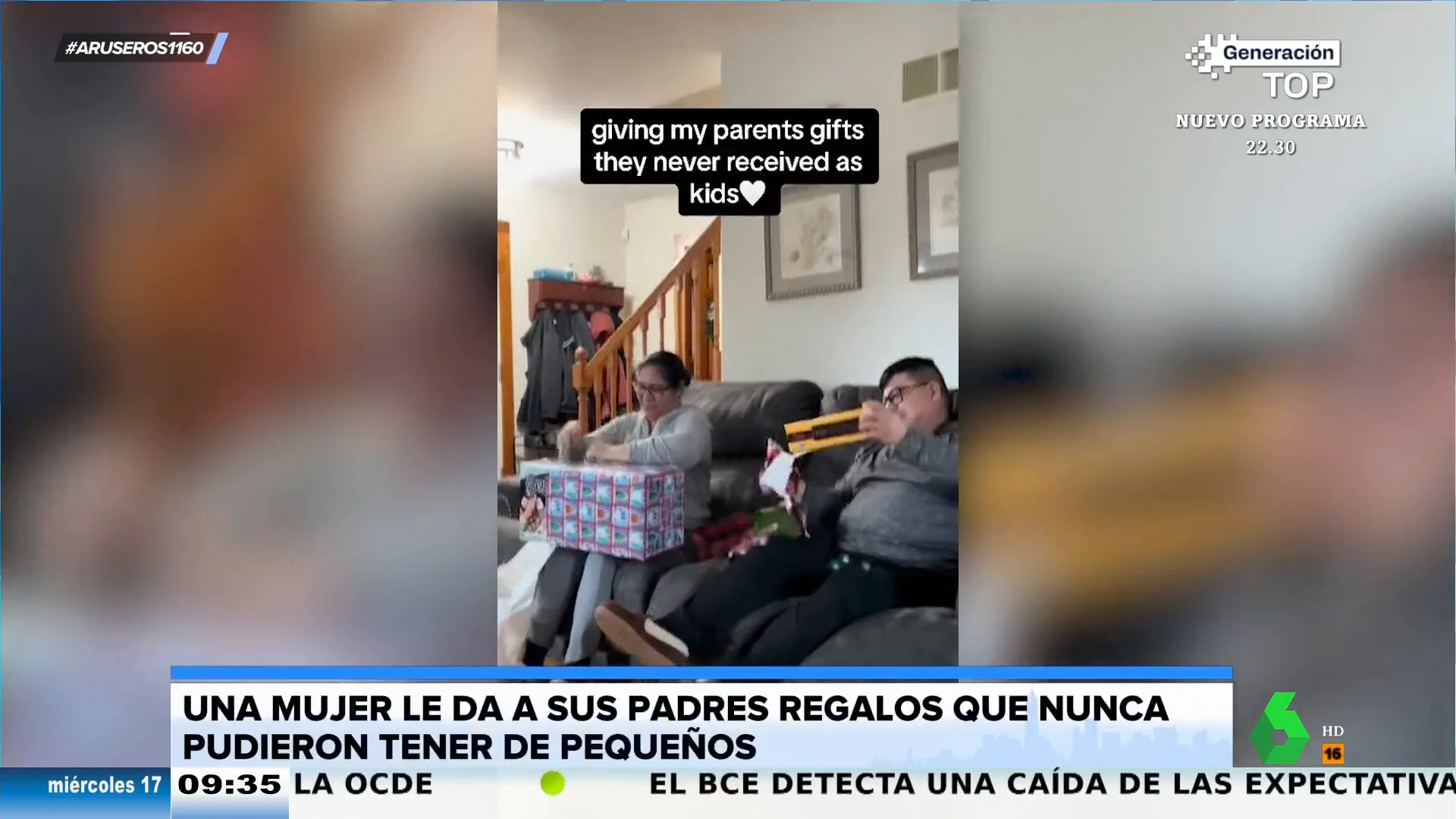 La emotiva reacción de unos padres cuando su hija les regala los juguetes que nunca pudieron tener cuando eran niños