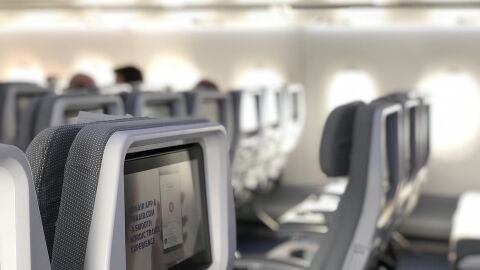 Asientos vacíos durante el vuelo.