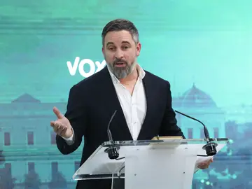 El líder de VOX, Santiago Abascal, durante una rueda de prensa tras la reunión del Comité de Acción Política de Vox.