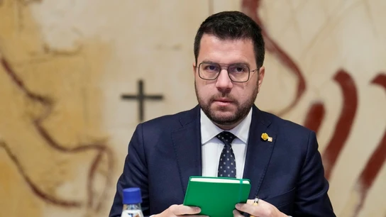 El presidente de la Generalitat, Pere Aragonès , durante la reunión semanal del Govern, celebrada el pasado 9 de enero en plena búsqueda de apoyos parlamentarios para la aprobación de los próximos presupuestos de la Generalitat. ERC ratificará a Pere Aragonès como candidato a las próximas elecciones catalanas