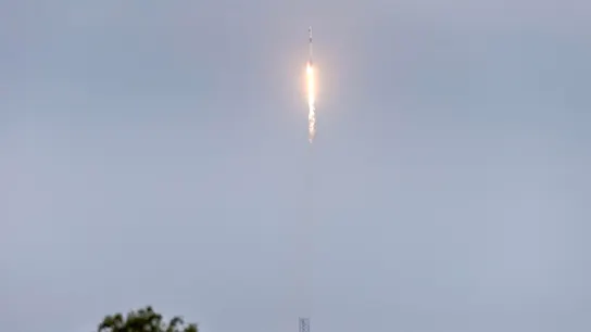 Despega desde Florida la primera misión espacial comercial completamente europea a la EEI Despega desde Florida la primera misión espacial comercial completamente europea a la EEI