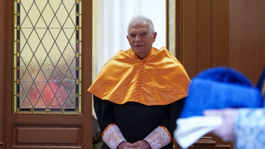El alto representante de la Unión Europea para Asuntos Exteriores, Josep Borrell, recibe el Grado de Doctor 'Honoris Causa' por la Universidad de Valladolid El alto representante de la Unión Europea para Asuntos Exteriores, Josep Borrell, recibe el Grado de Doctor 'Honoris Causa' por la Universidad de Valladolid