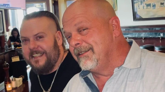 Muere Adam Harrison por sobredosis a los 39 años Muere Adam Harrison por sobredosis a los 39 años