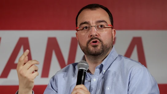 Adrián Barbón, durante la Convención Política del PSOE en A Coruña Adrián Barbón, durante la Convención Política del PSOE en A Coruña