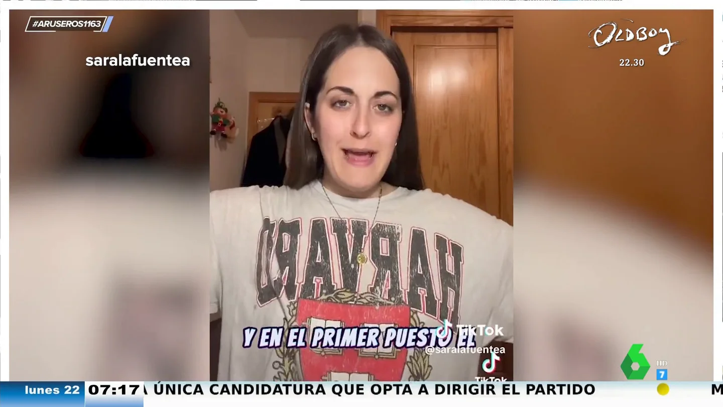 El viral sobre el "rey de los vecinos locos": "Me ha amenazado con destrozarme el coche" El viral sobre el "rey de los vecinos locos": "Me ha amenazado con destrozarme el coche"