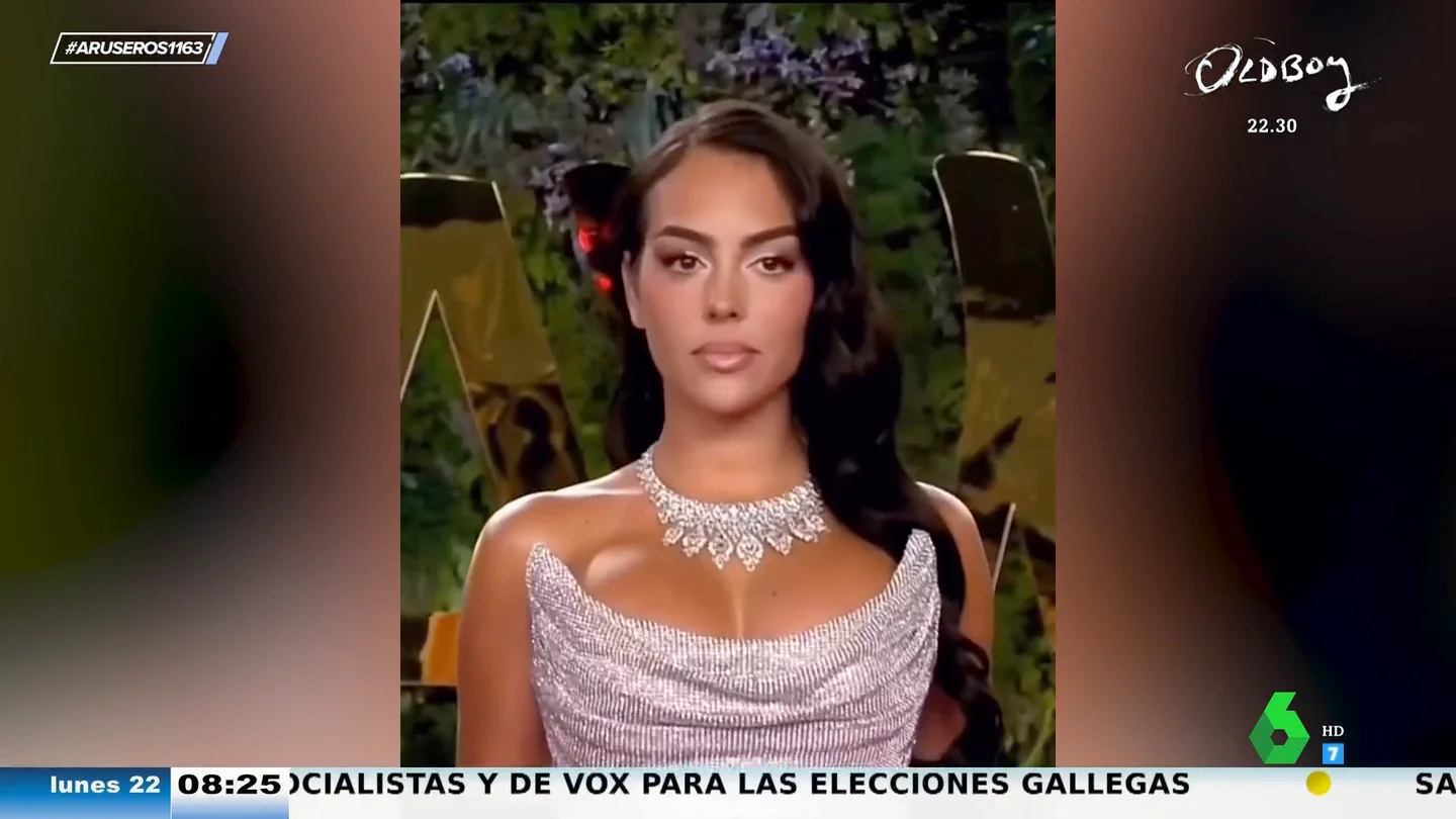 Georgina Rodríguez impacta a Alfonso Arús con este look repleto de brillantes: "La señora se lo ha puesto todo" Georgina Rodríguez impacta a Alfonso Arús con este look repleto de brillantes: "La señora se lo ha puesto todo"