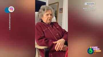 La broma viral de una chica a su abuela: así reacciona cuando descubre su cara en todas las fotos de la casa