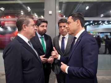 Los presidentes de Castilla-La Mancha, Emiliano García-Page; de Andalucía, Juanma Moreno; de la Comunidad de Murcia, Fernando López Miras, y de Valencia, Carlos Mazón.