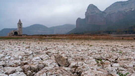 Imagen de archivo del pantano de Sau en la poblaci&oacute;n de Vilanova de Sau (Barcelona)