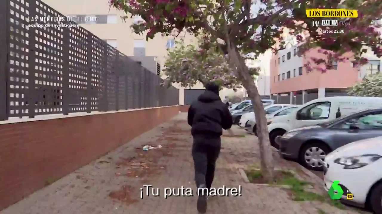 "¡Tu pu** madre!": la huida de 'El Cuco' a todo correr para no responder a Equipo de Investigación