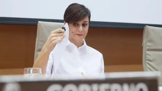 La ministra de Vivienda y Agenda Urbana, Isabel Rodríguez, durante una comparecencia en el Congreso. La ministra de Vivienda y Agenda Urbana, Isabel Rodríguez, durante una comparecencia en el Congreso.