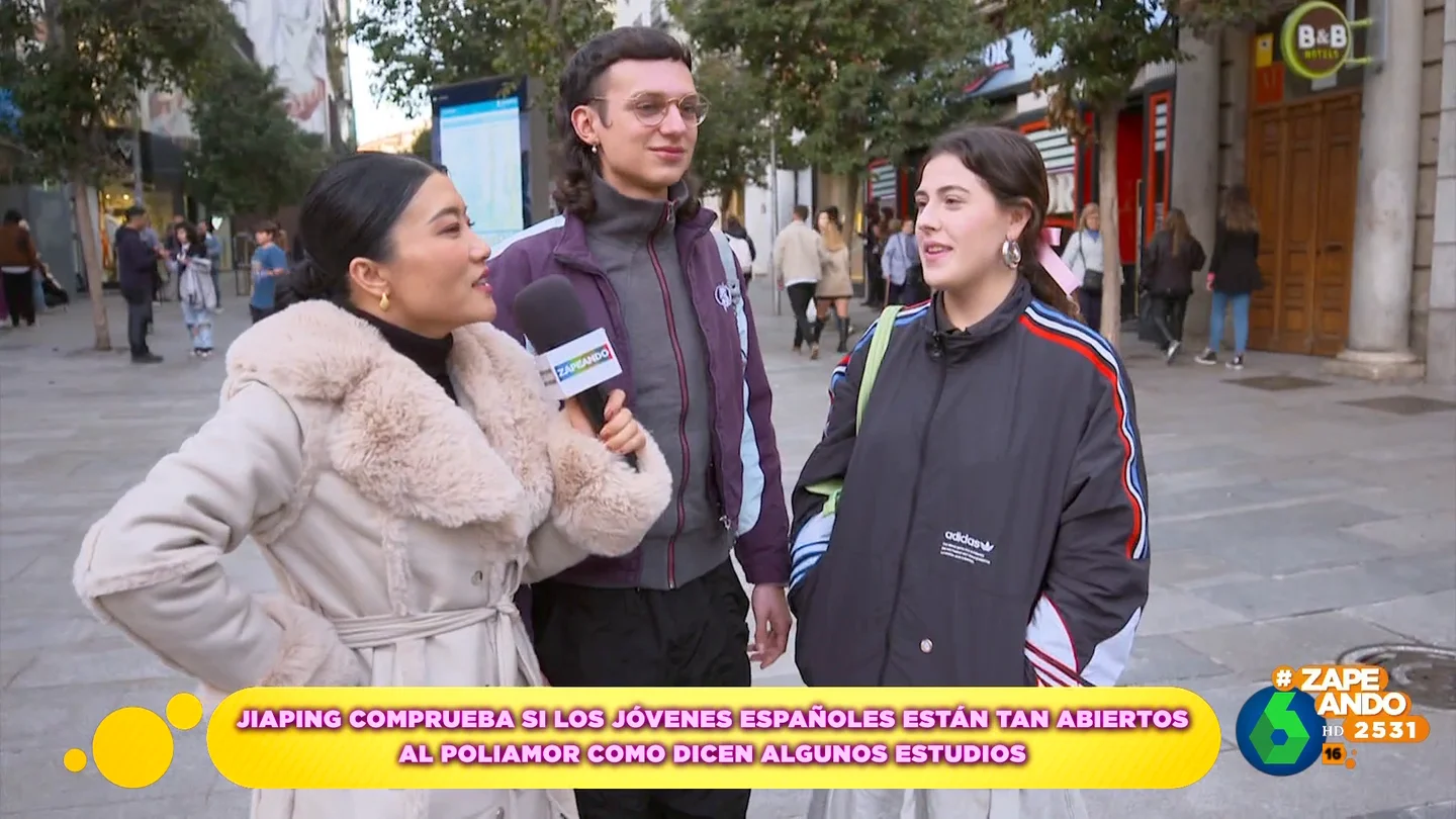 Una joven cuenta a Jiaping su experiencia con el poliamor: "Yo no me comí un rosco, pero él la panadería entera" Una joven cuenta a Jiaping su experiencia con el poliamor: "Yo no me comí un rosco, pero él la panadería entera"