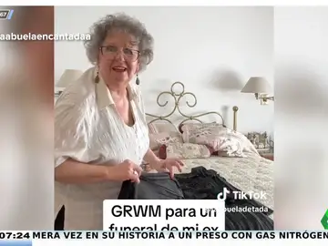 Una abuela prepara con ilusión el outfit para los funerales de sus ex, que aún no han muerto: &quot;Qué ganas que tengo de usarlo&quot;