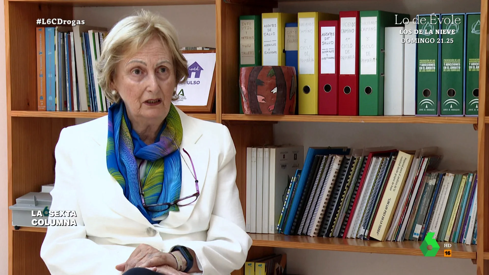Concepción Álvarez es coordinadora de la asociación 'Despierta', que lucha contra la droga en el pueblo de la Línea. Asegura en este vídeo que hay niños "de los que tienen su vida decidida, unos para trabajos legales y otros ilegales".