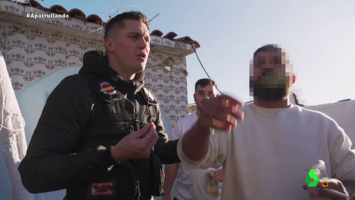 "Sin palabras": la reacci&oacute;n de Zazza el italiano cuando le instan a cortar la grabaci&oacute;n en la Ca&ntilde;ada Real