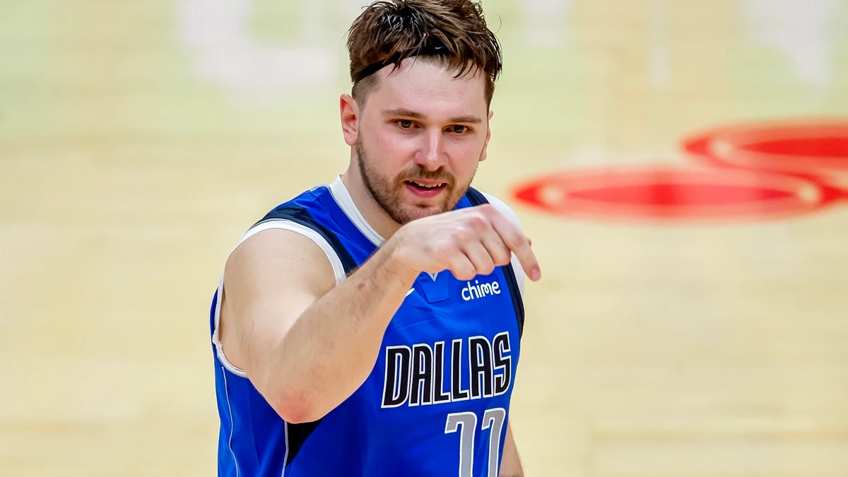 Luka Doncic, con los Mavs