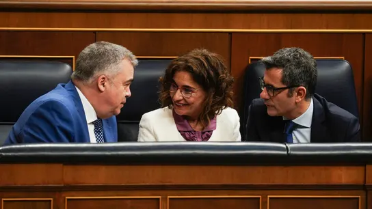 Los ministros María Jesús Montero y Félix Bolaños, y el diputado y secretario de Organización del PSOE, Santos Cerdán. Los ministros María Jesús Montero y Félix Bolaños, y el diputado y secretario de Organización del PSOE, Santos Cerdán.