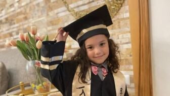 Hind, la ni&ntilde;a palestina de seis a&ntilde;os que qued&oacute; atrapada en un coche tras matar un ataque israel&iacute; a su familia