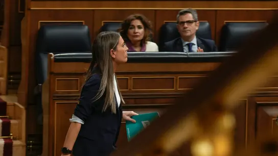 La portavoz de Junts en el Congreso, Míriam Nogueras, asiste este martes al pleno del Congreso de los Diputados en Madrid que debate la ley de amnistía. La portavoz de Junts en el Congreso, Míriam Nogueras, asiste este martes al pleno del Congreso de los Diputados en Madrid que debate la ley de amnistía.