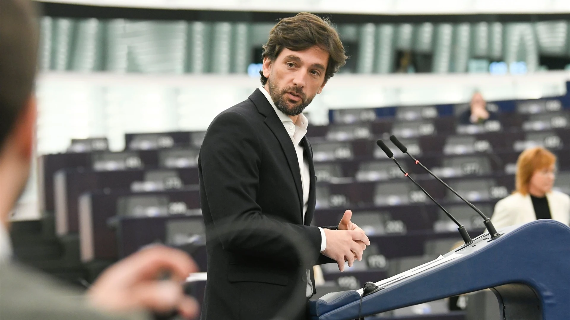 Adrián Vázquez alerta sobre la vía que impedirá amnistiar a Puigdemont a tiempo para las europeas/ Europa Press