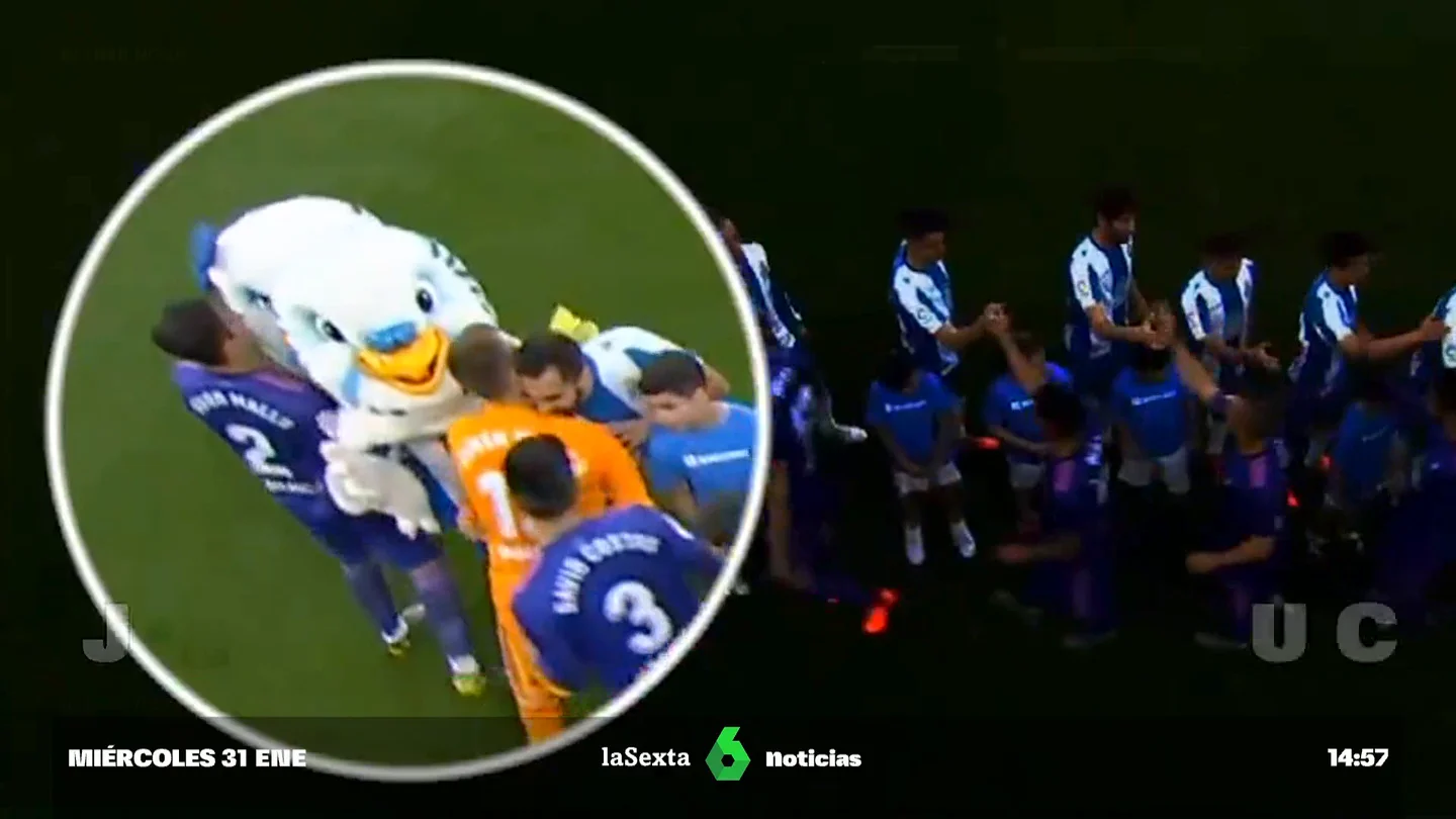Hugo Mallo irá a juicio por presunto abuso sexual a la mujer que hacía de mascota en el Espanyol en 2019 Hugo Mallo irá a juicio por presunto abuso sexual a la mujer que hacía de mascota en el Espanyol en 2019