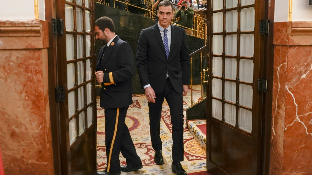 El presidente del Gobierno, Pedro Sánchez, tras el pleno del Congreso de los Diputados que debate la ley de amnistía (Archivo).