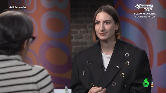 Johanna Jaskowska le cuenta a Thais Villas el precio por el que vendió un traje de alta costura digital: "Como un Chanel" Johanna Jaskowska le cuenta a Thais Villas el precio por el que vendió un traje de alta costura digital: "Como un Chanel"
